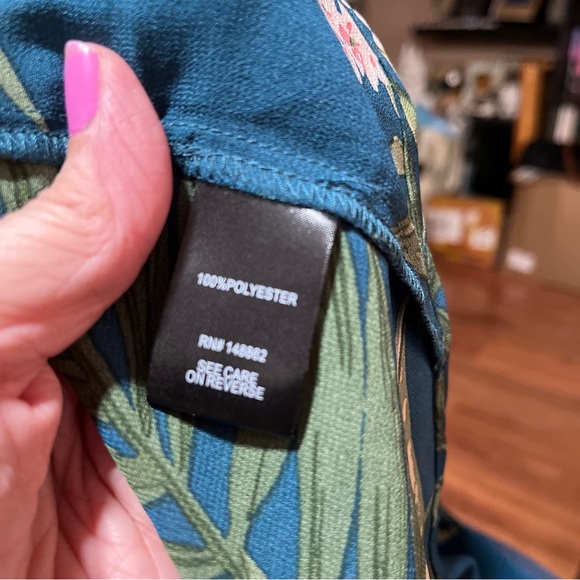 Perry L Women’s Grey Blend Cowl Neck Long Sleeves Viscose Blend Top Size M.  New - Picture 7 of 9